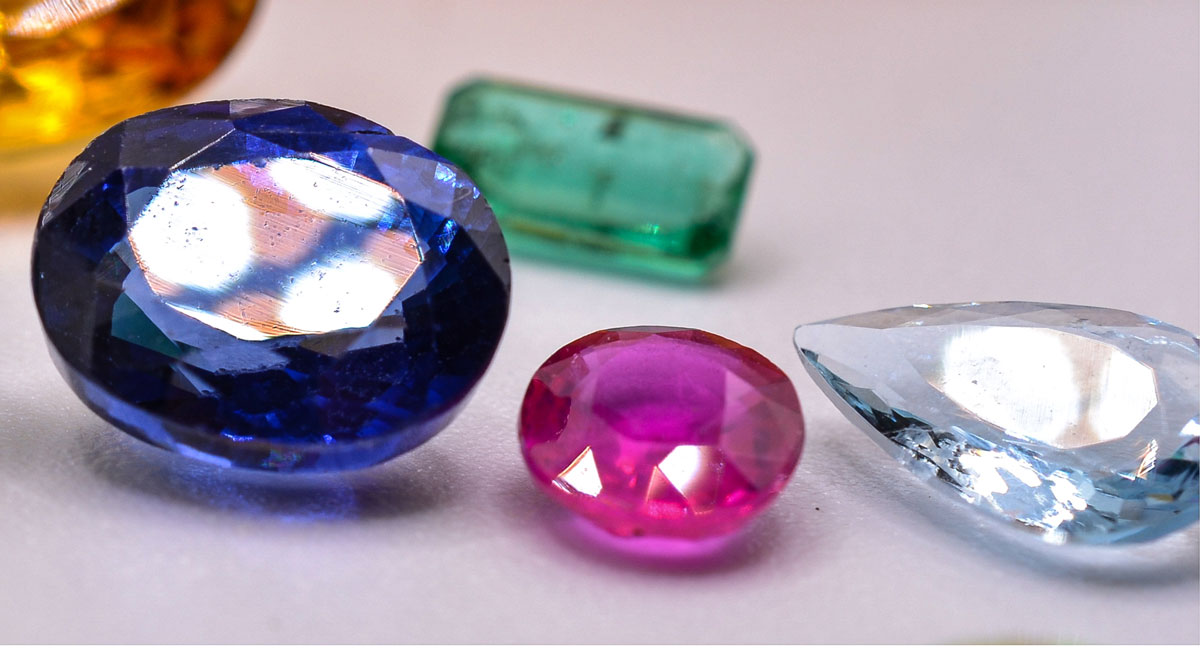 What Happened to the Diamond and Gemstone market in the UK after ...